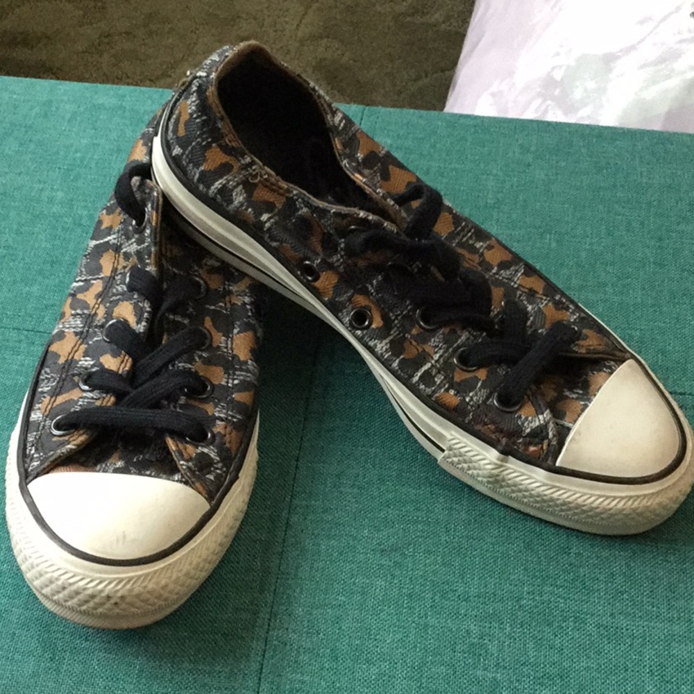 Converse